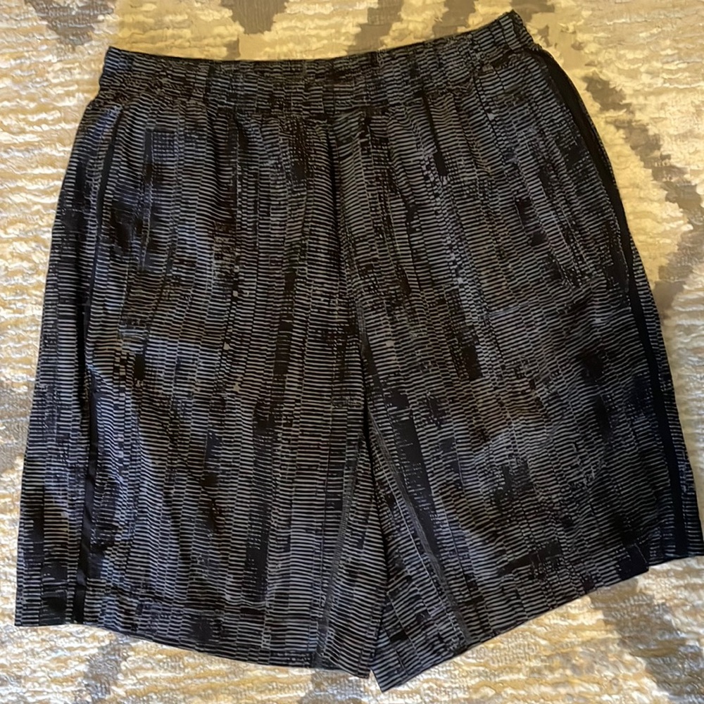 Lululemon shorts with liner